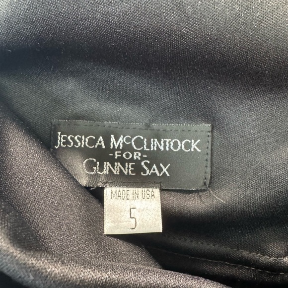 Jessica mc Clintock  size 5 Elegant Black Halter Dress - Picture 4 of 5